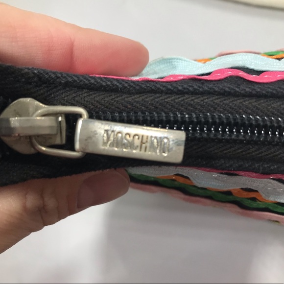 Rare 1990’s Moschino Multi Colores Handbag W/ COA - Picture 3 of 8